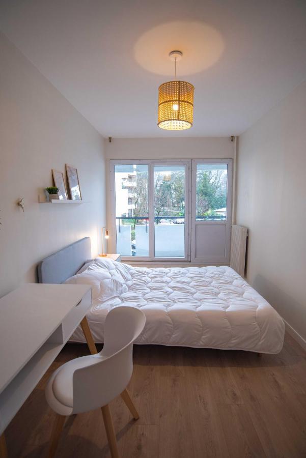 Envie Lyonnaise Location - 10 Personnes - Terrasse - Wifi Fibre Optique * Lyon